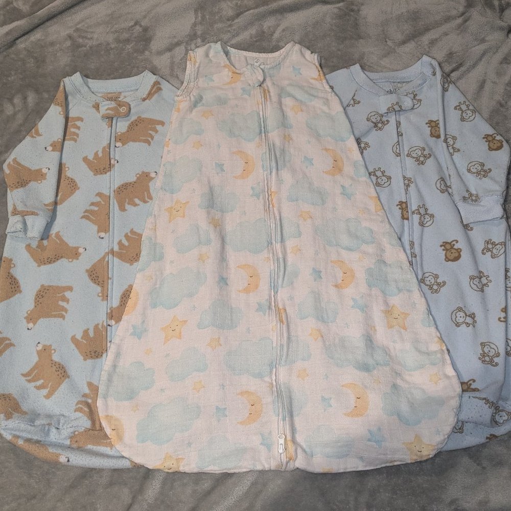 Set of 3 Carter's baby sleep sacks, 0-9months